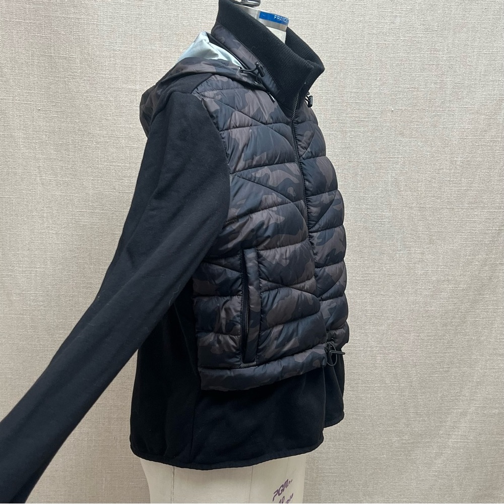 Zella Hybrid Camo Puffer Jacket - Picture 3 of 7
